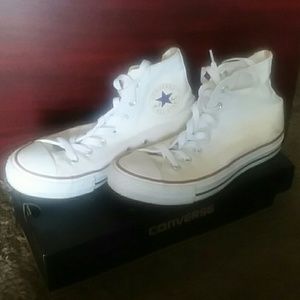 White hightop Converse